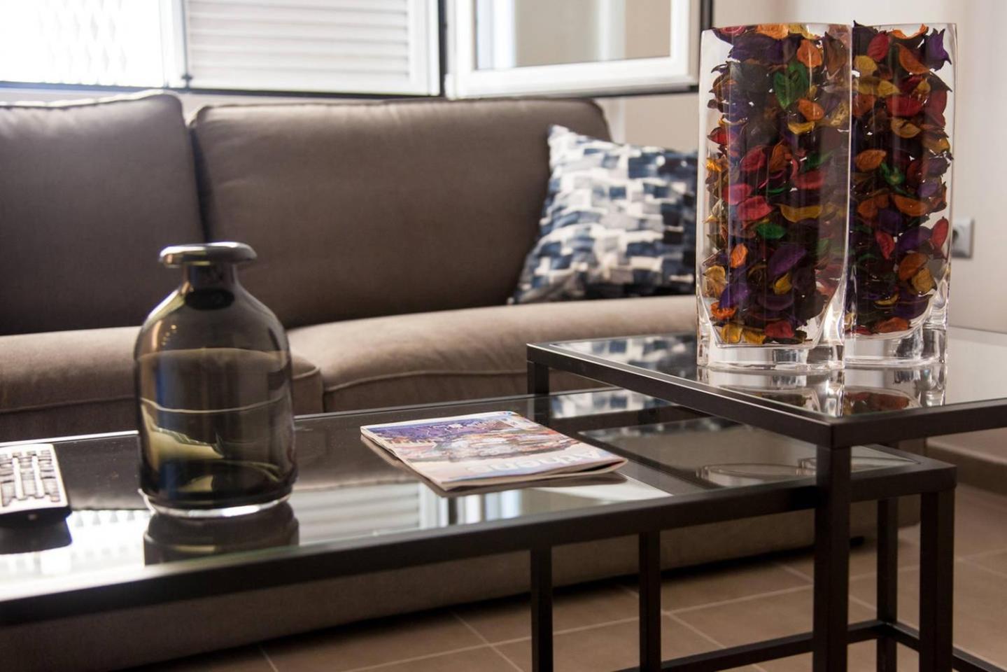 Toni'S Charming Apartment In The Thisseo Station アテネ エクステリア 写真